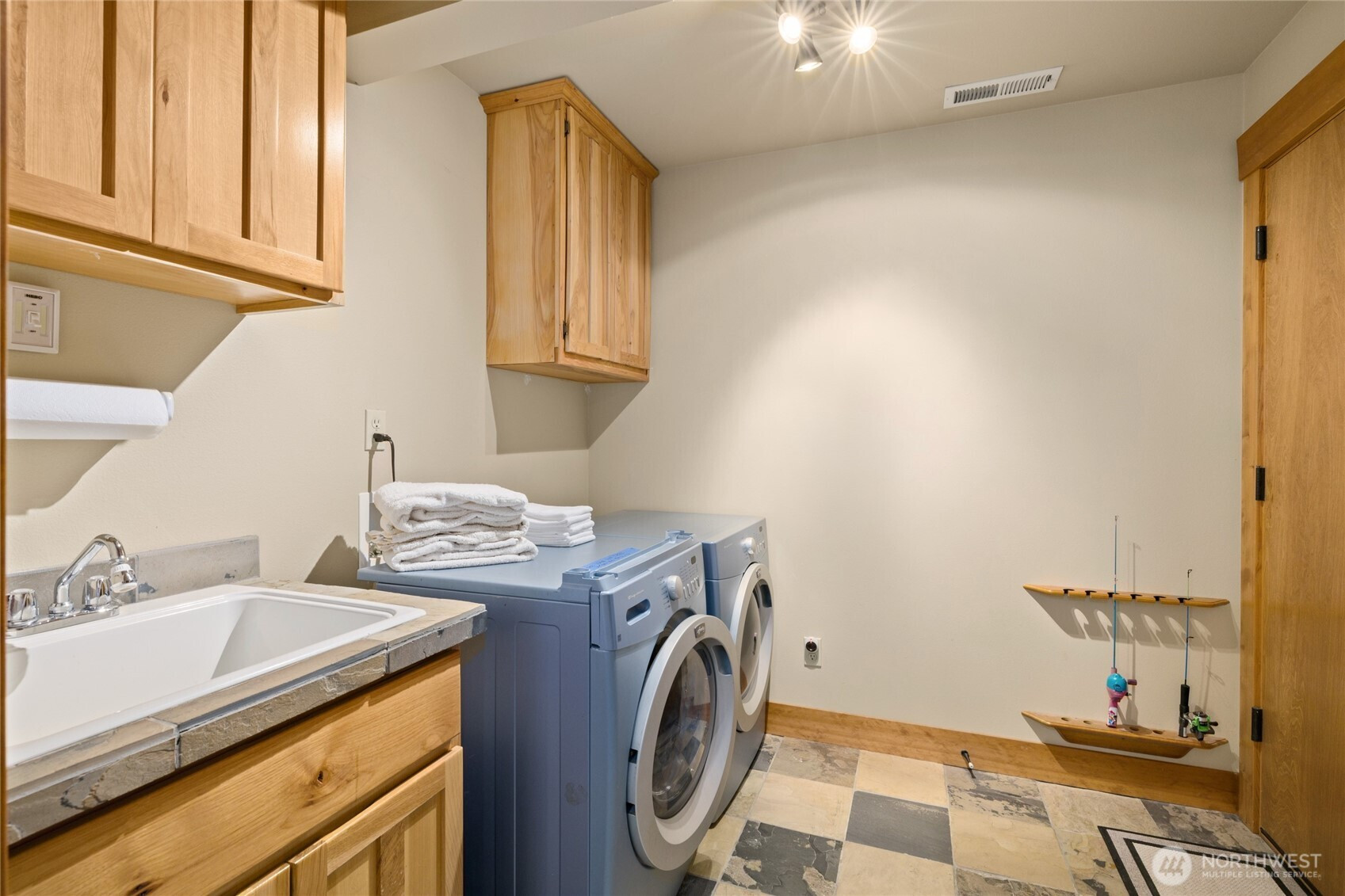 190 Sunshine Way, Cle Elum, WA 98922