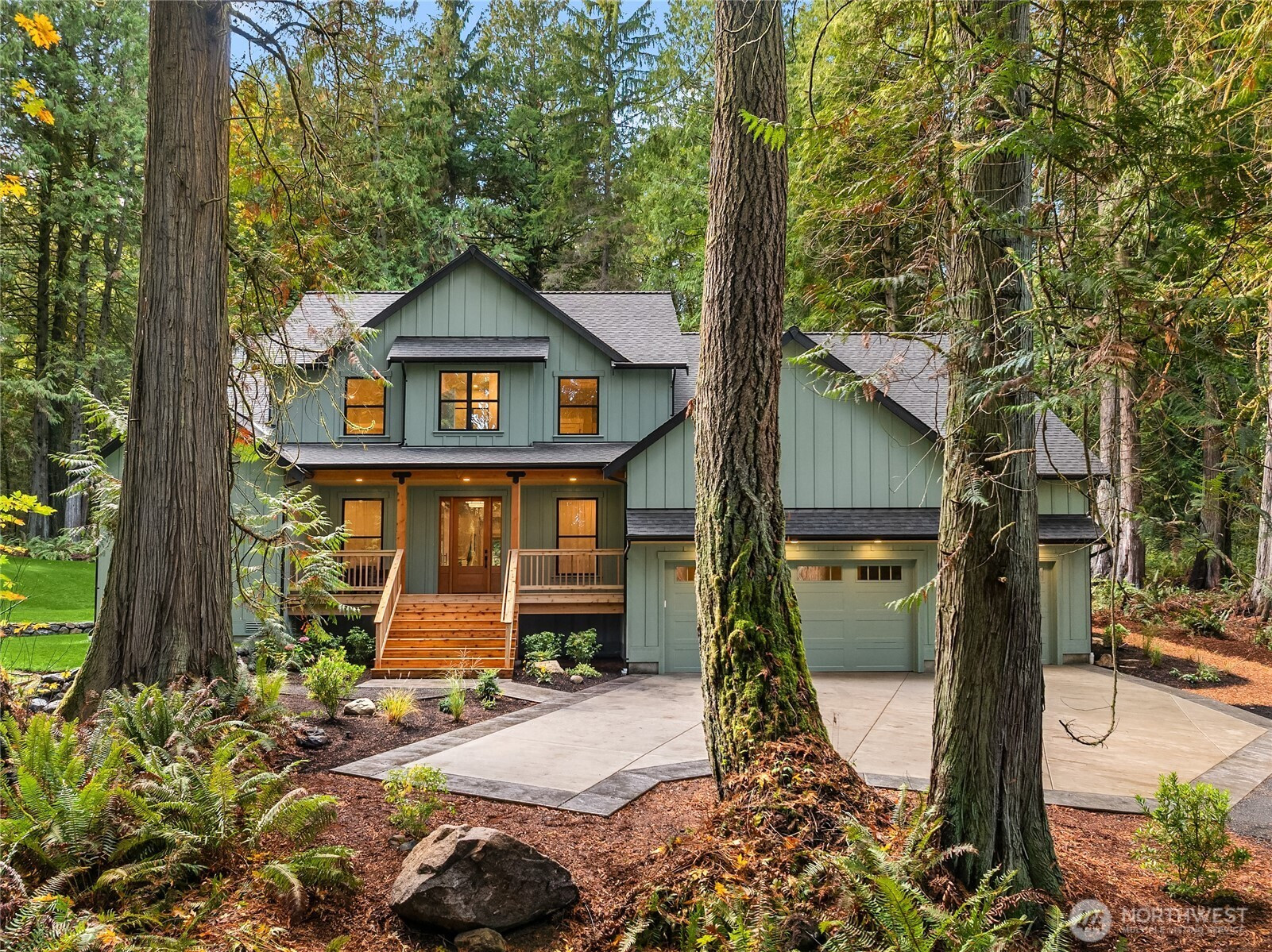 7535 NE West Port Madison Road, Bainbridge Island, WA 98110