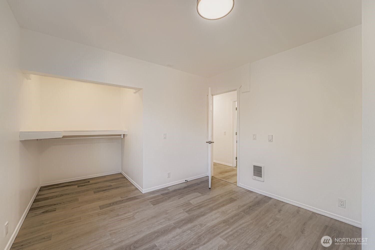 105 E 96th Street, Tacoma, WA 98445