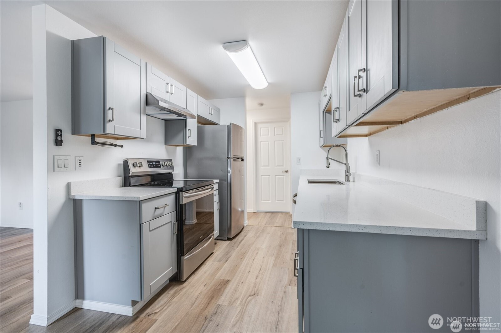 105 E 96th Street, Tacoma, WA 98445