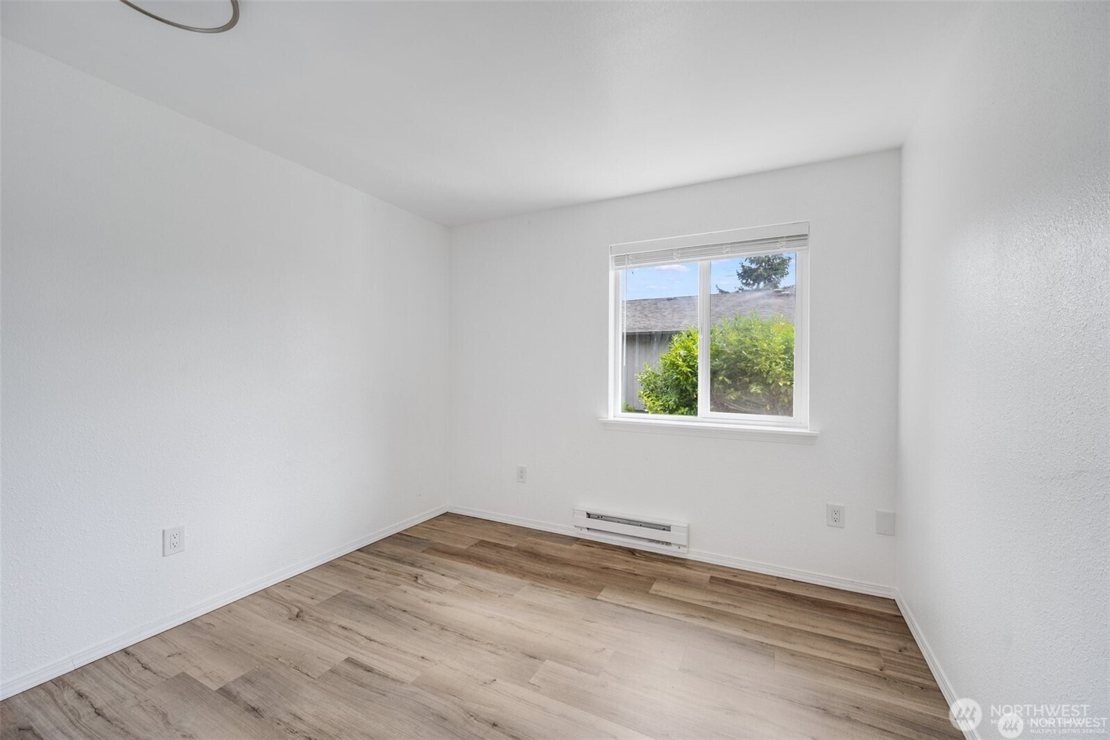 105 E 96th Street, Tacoma, WA 98445