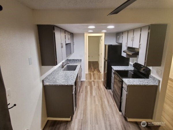 105 E 96th Street, Tacoma, WA 98445