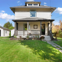 1404 10th Avenue SE, Olympia, WA 98501