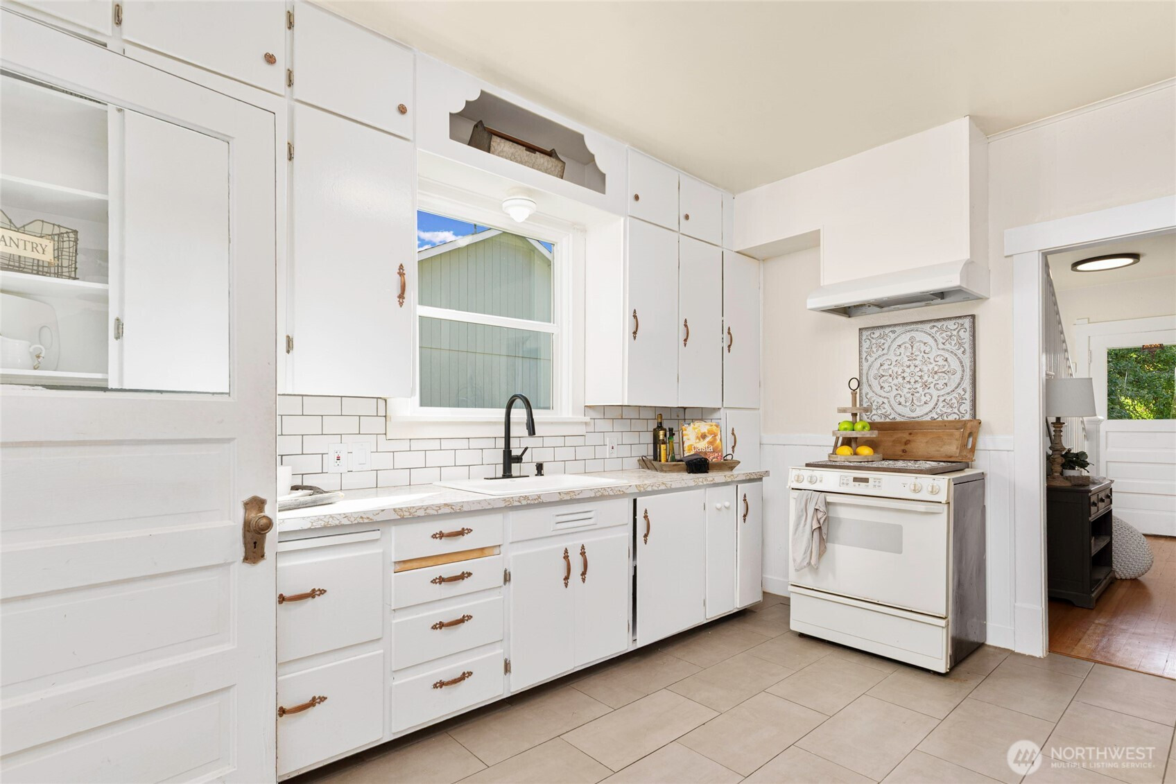 1404 10th Avenue SE, Olympia, WA 98501