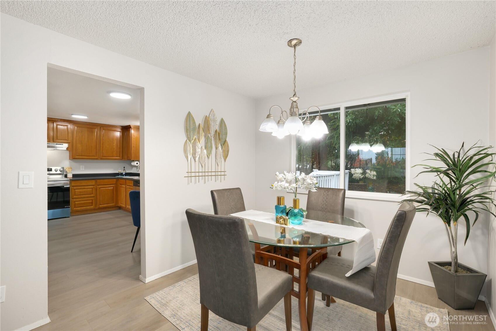 1302 N Woodlawn Street, Tacoma, WA 98406