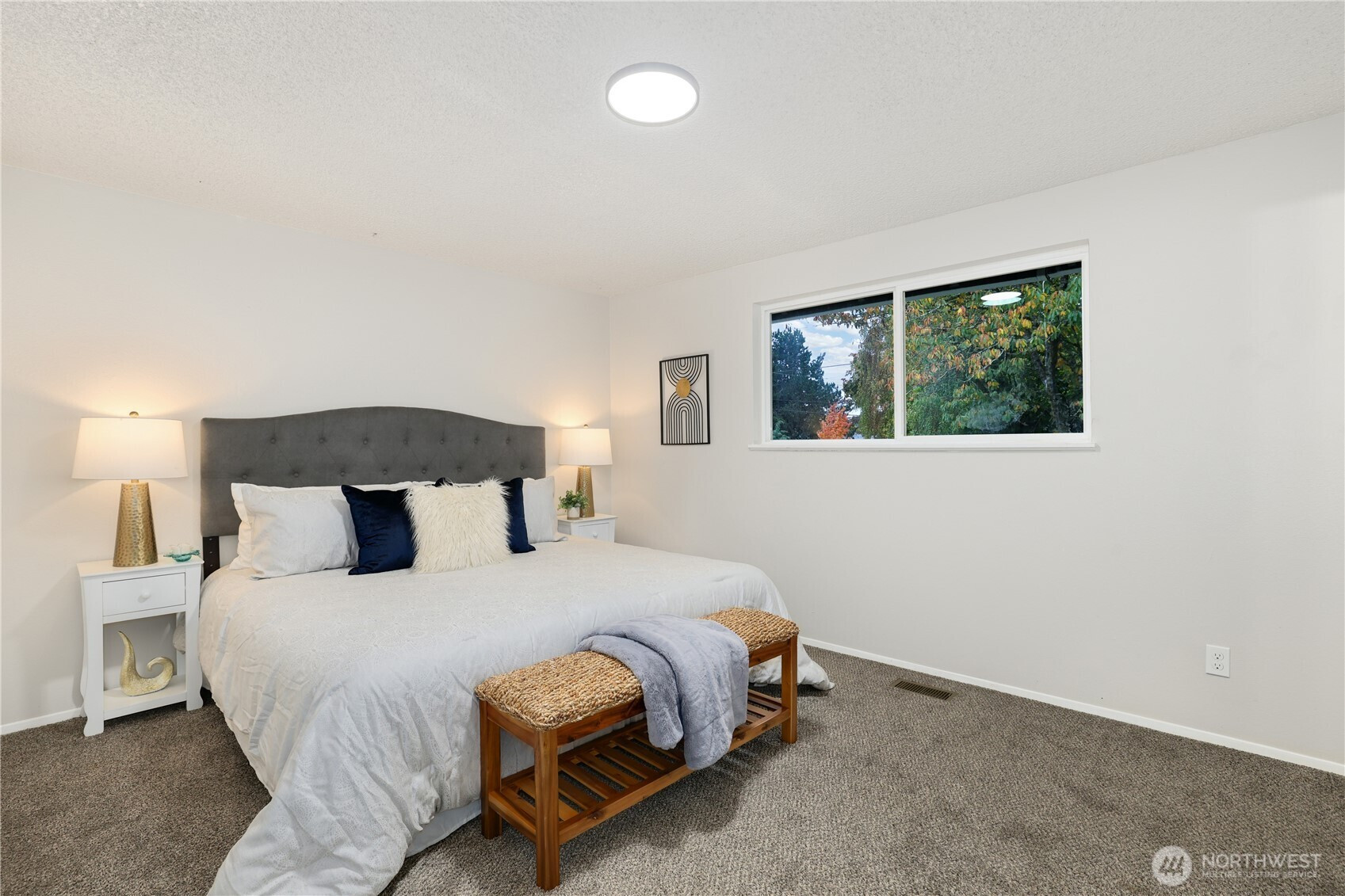 1302 N Woodlawn Street, Tacoma, WA 98406