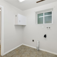 1302 N Woodlawn Street, Tacoma, WA 98406