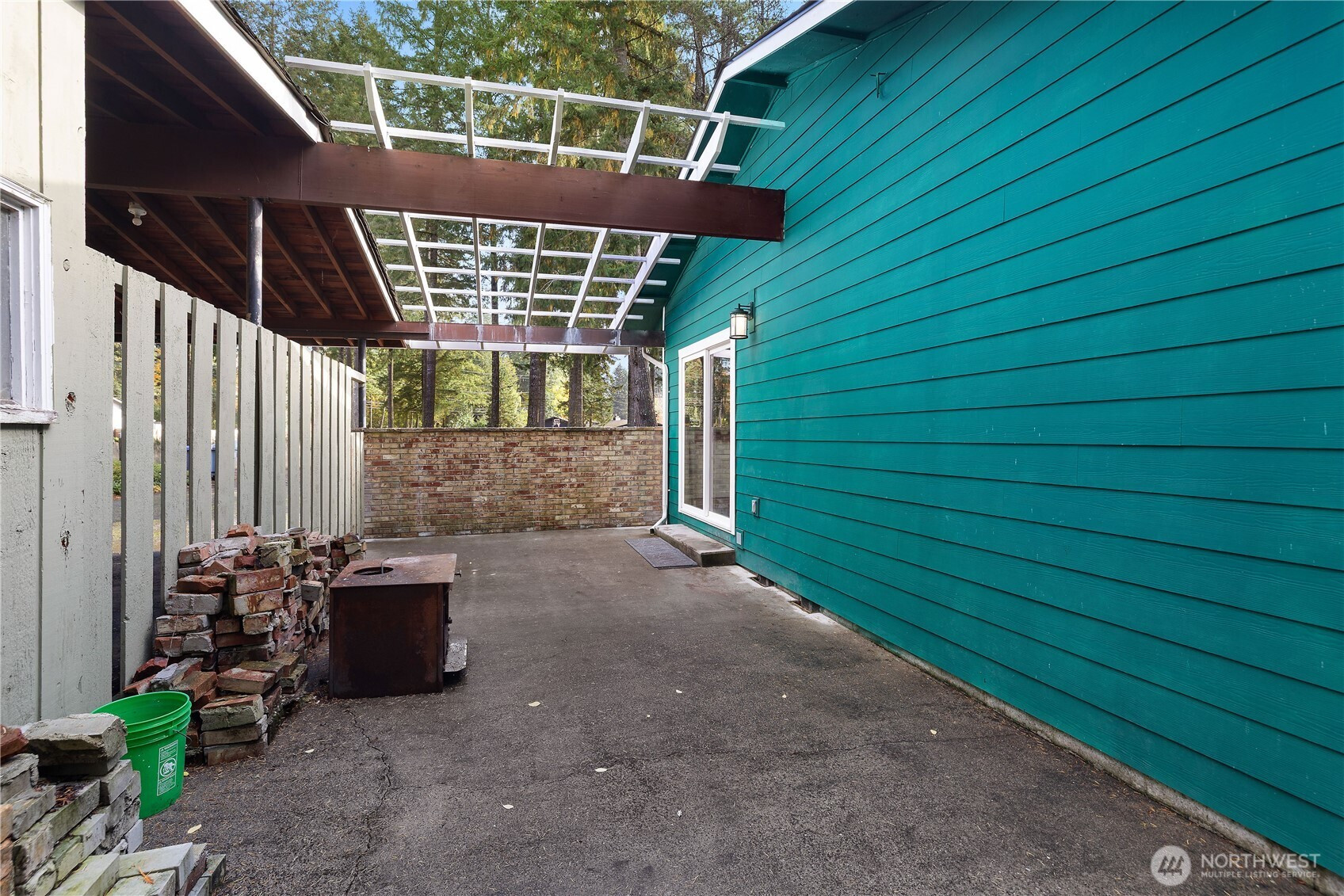 40 E Sylvan Heights Lane, Shelton, WA 98584