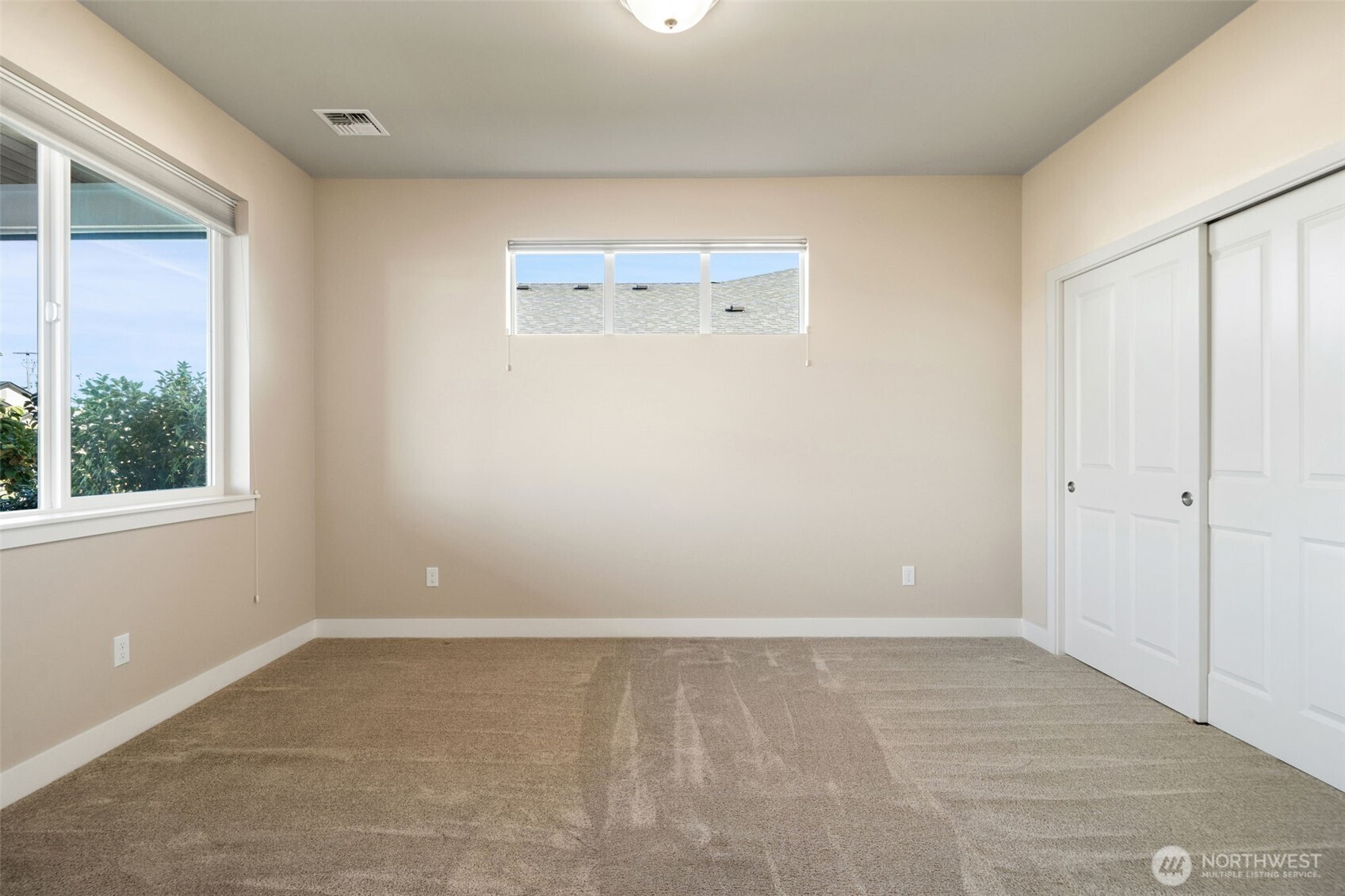 71 Blue Glacier Loop, Sequim, WA 98382