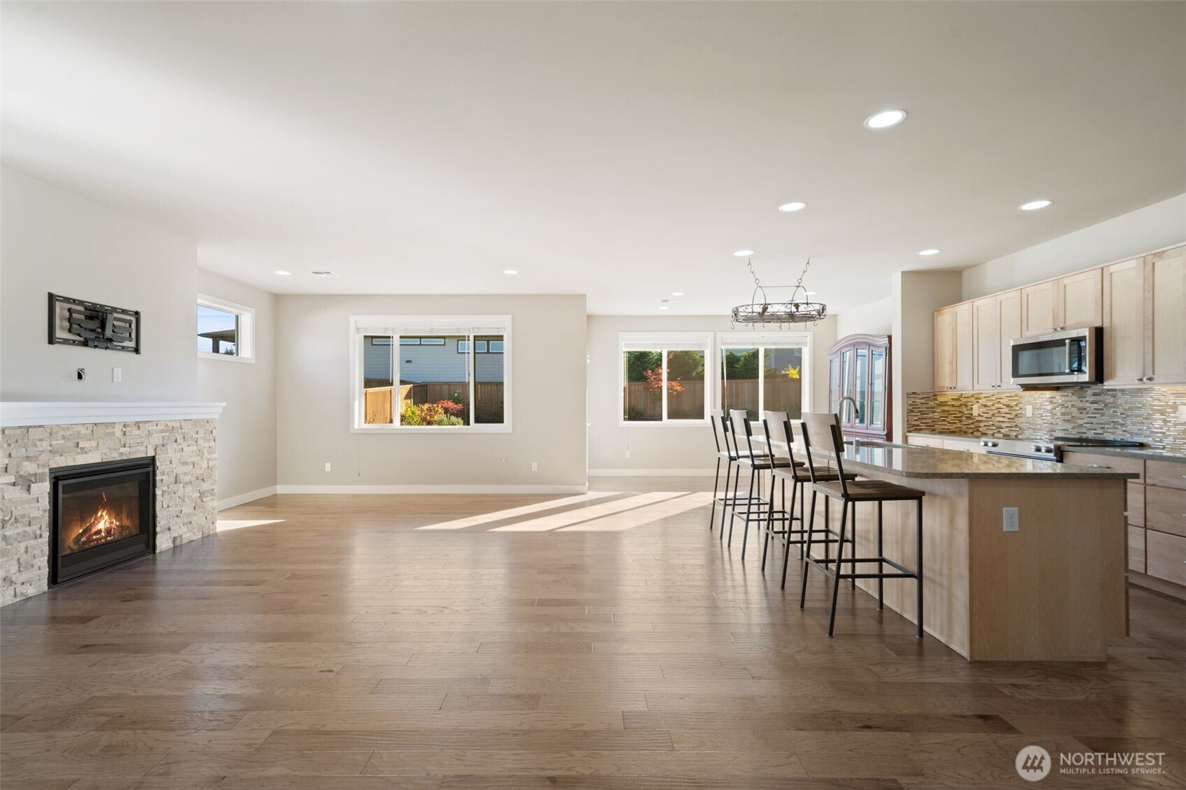 71 Blue Glacier Loop, Sequim, WA 98382