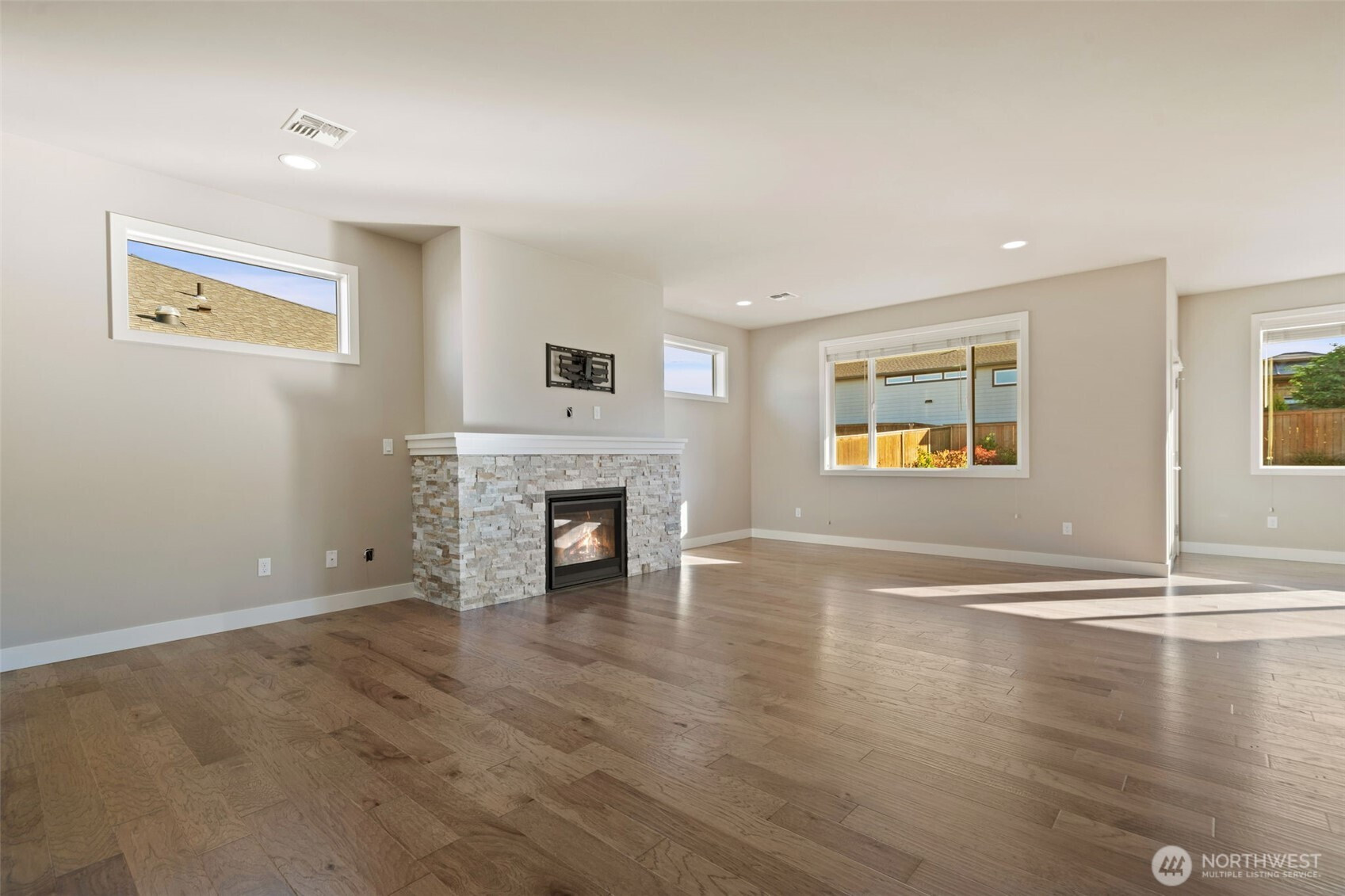 71 Blue Glacier Loop, Sequim, WA 98382