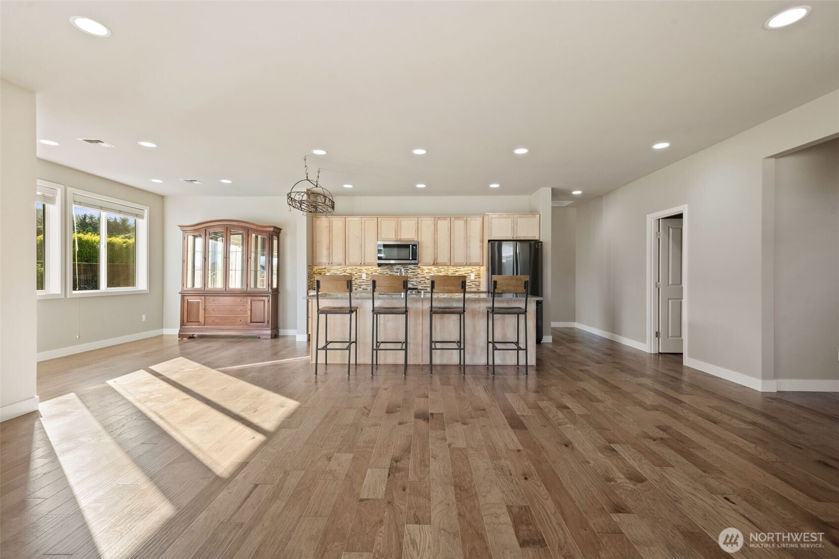 71 Blue Glacier Loop, Sequim, WA 98382