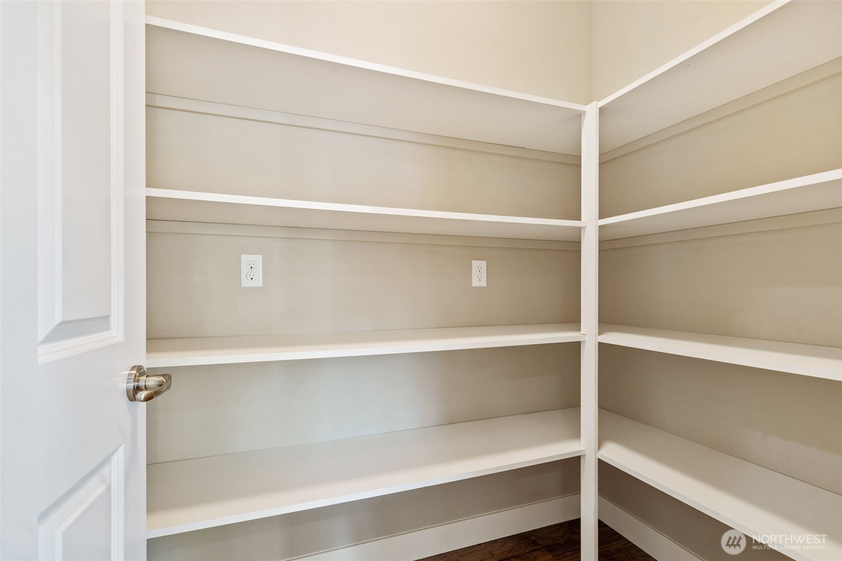 71 Blue Glacier Loop, Sequim, WA 98382