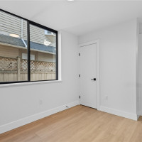 218 21st Avenue E, Seattle, WA 98112