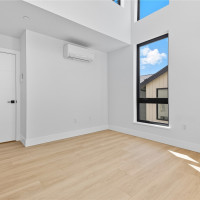 218 21st Avenue E, Seattle, WA 98112