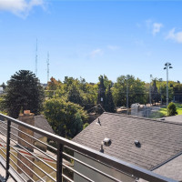 218 21st Avenue E, Seattle, WA 98112