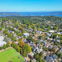 218 21st Avenue E, Seattle, WA 98112