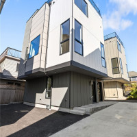 218 21st Avenue E, Seattle, WA 98112