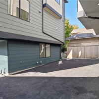 218 21st Avenue E, Seattle, WA 98112