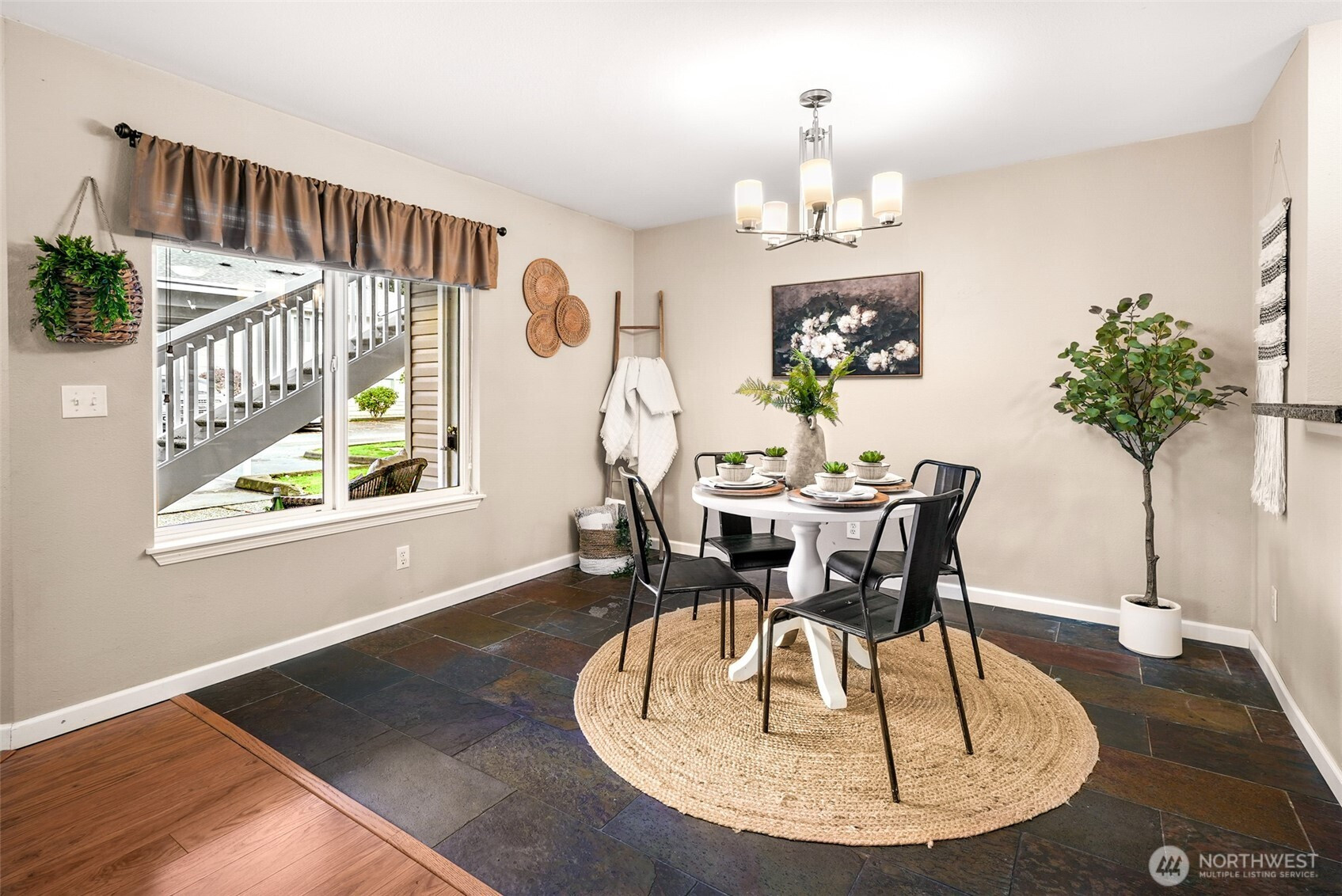 9210 Market Place, Lake Stevens, WA 98258