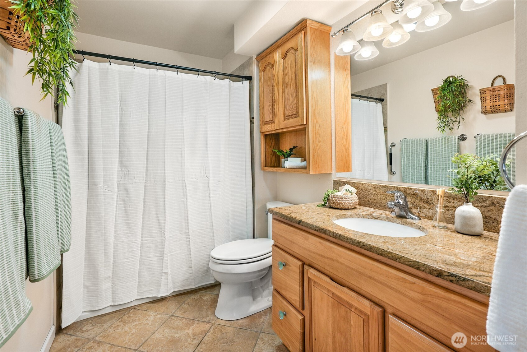 9210 Market Place, Lake Stevens, WA 98258