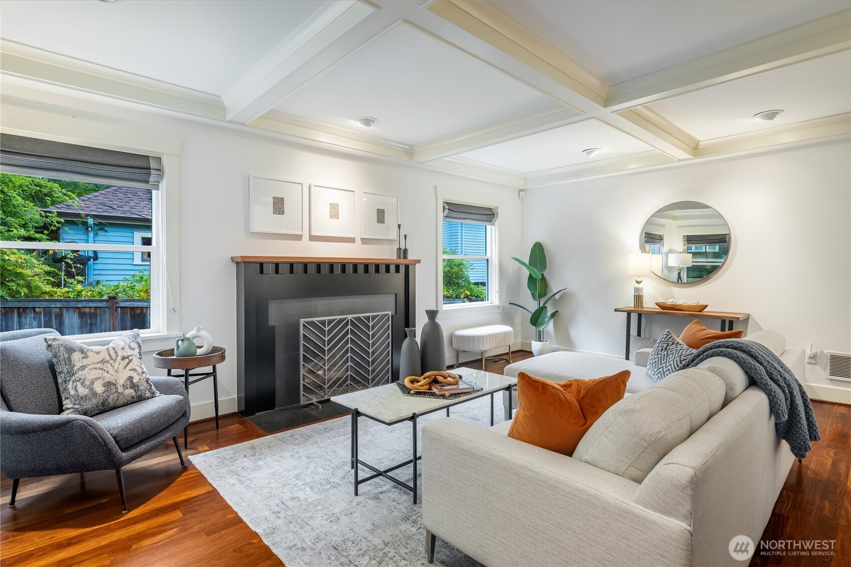 942 25th Avenue, Seattle, WA 98122