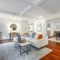 942 25th Avenue, Seattle, WA 98122