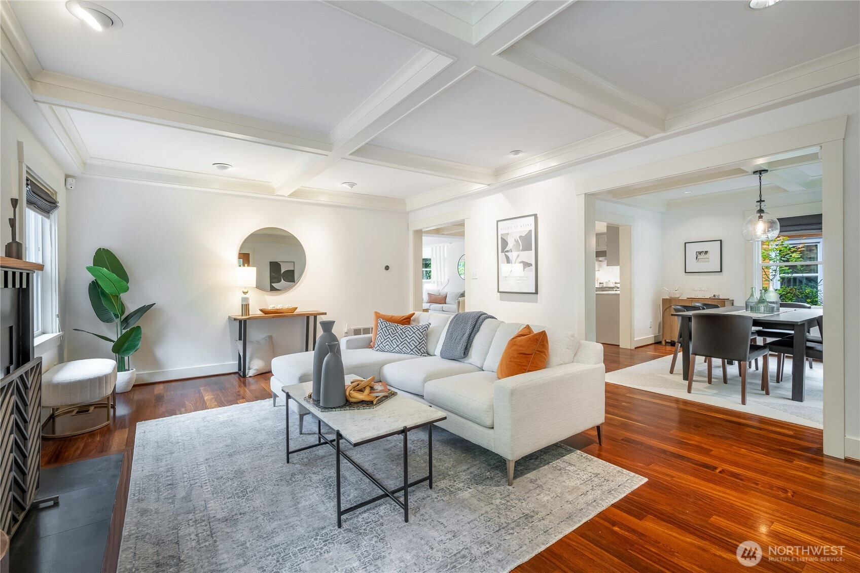 942 25th Avenue, Seattle, WA 98122