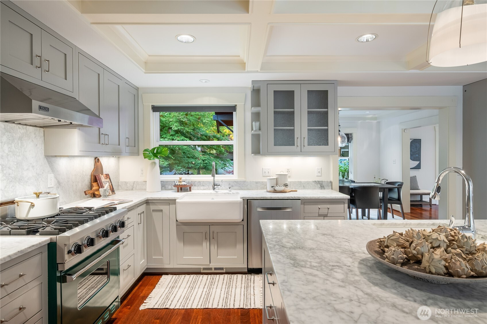 942 25th Avenue, Seattle, WA 98122