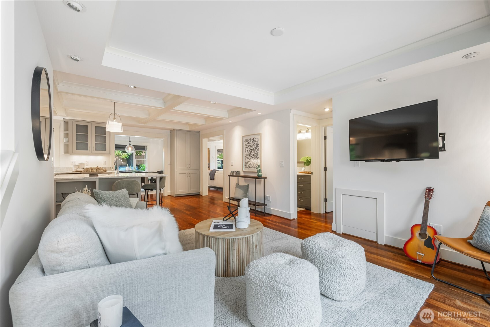 942 25th Avenue, Seattle, WA 98122