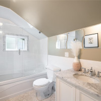 942 25th Avenue, Seattle, WA 98122