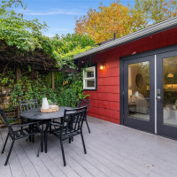 942 25th Avenue, Seattle, WA 98122