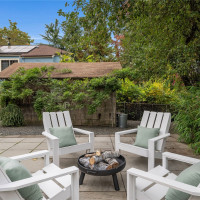 942 25th Avenue, Seattle, WA 98122