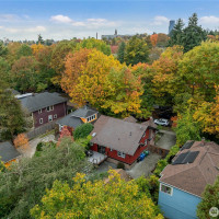942 25th Avenue, Seattle, WA 98122