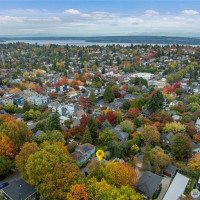 942 25th Avenue, Seattle, WA 98122