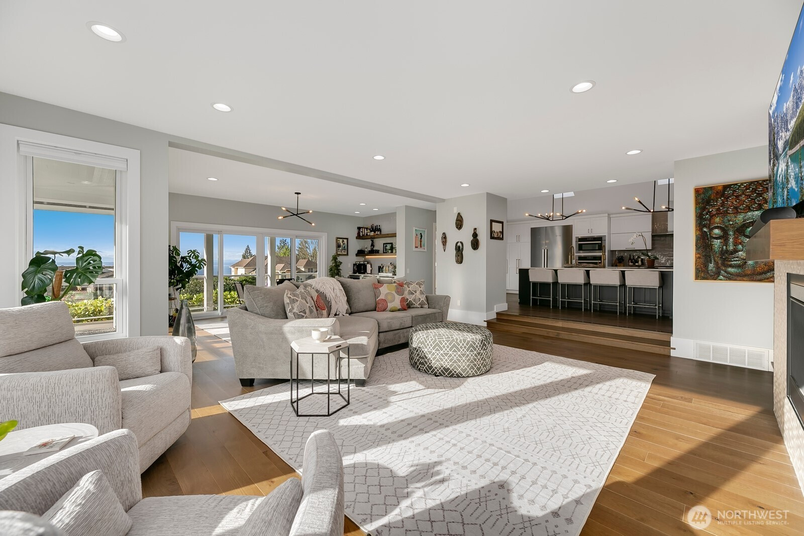 6625 136th Place SW, Edmonds, WA 98026