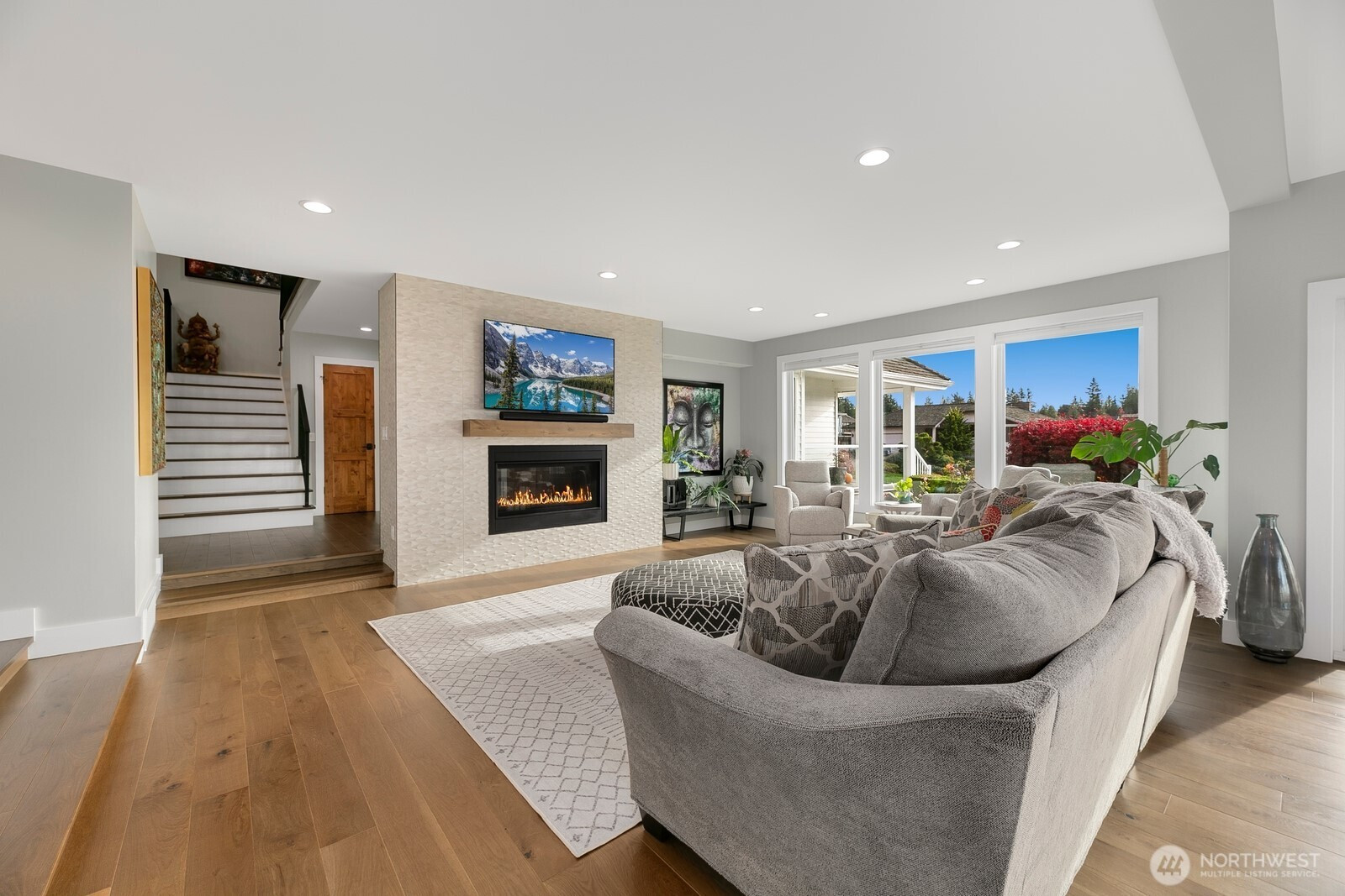 6625 136th Place SW, Edmonds, WA 98026