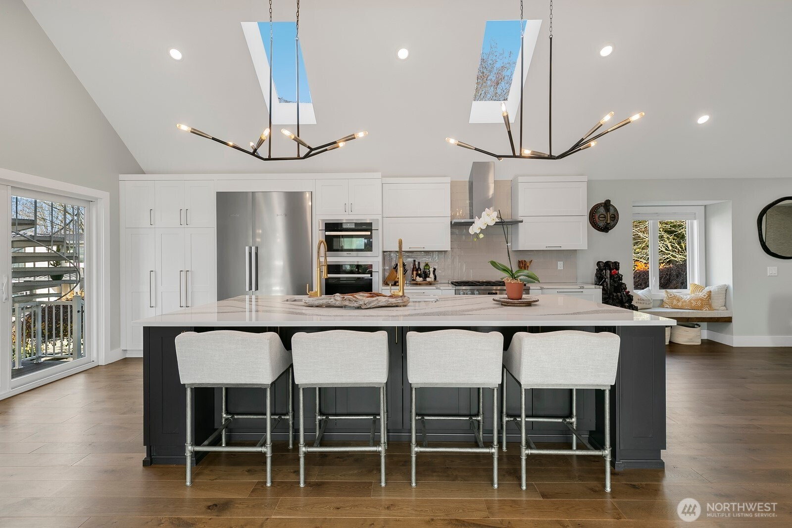 6625 136th Place SW, Edmonds, WA 98026