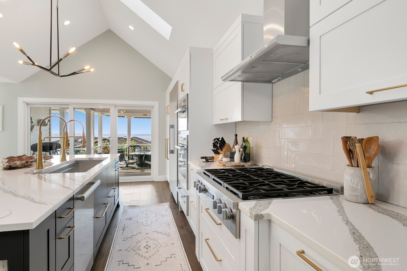 6625 136th Place SW, Edmonds, WA 98026