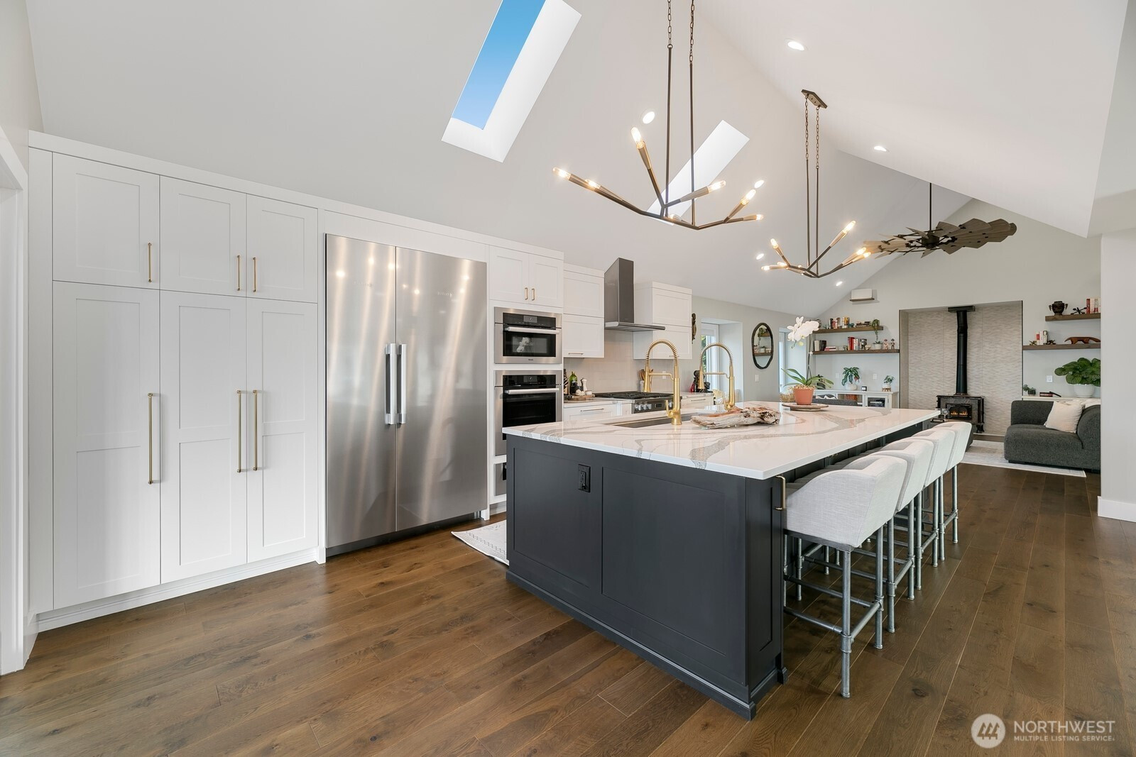 6625 136th Place SW, Edmonds, WA 98026