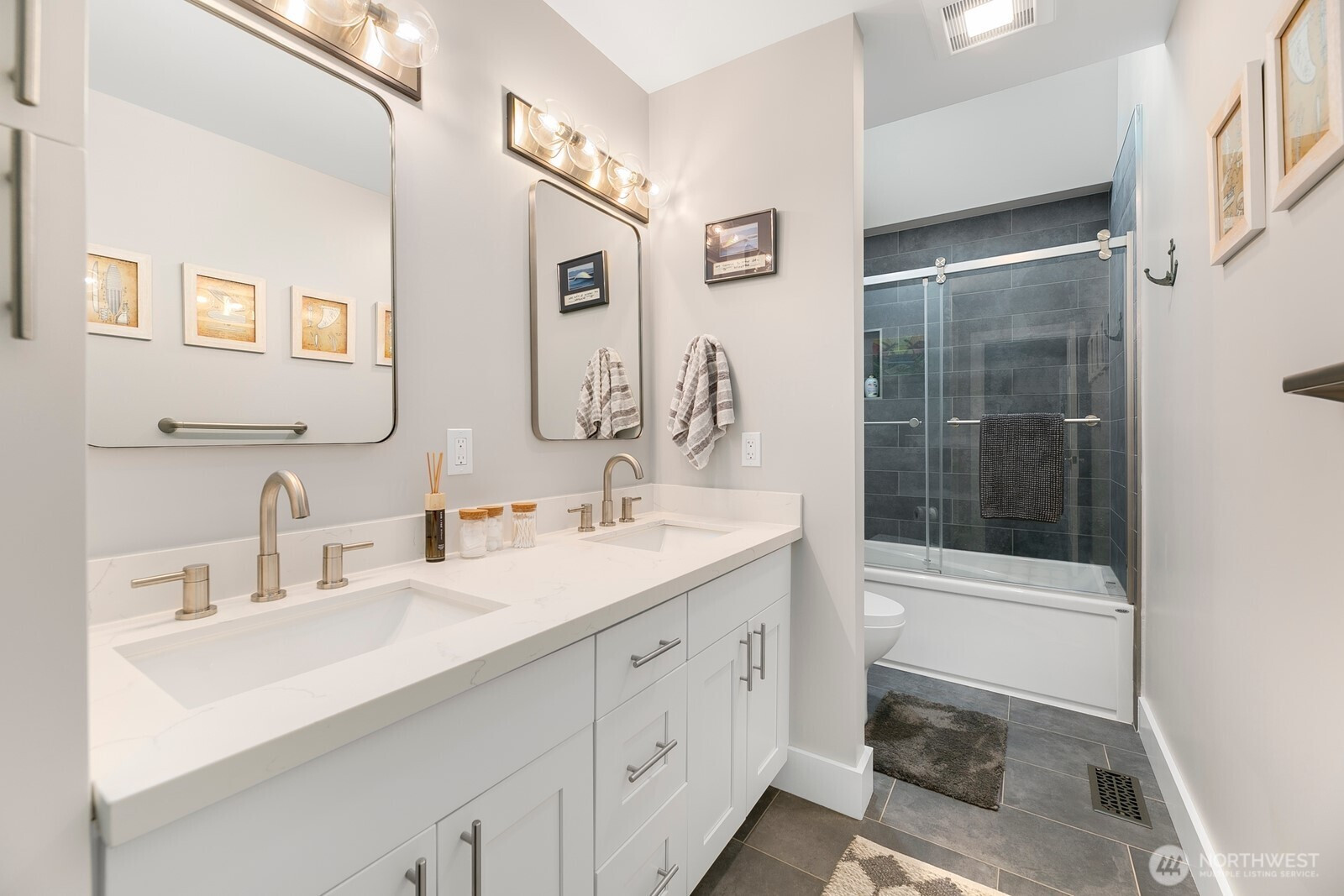 6625 136th Place SW, Edmonds, WA 98026