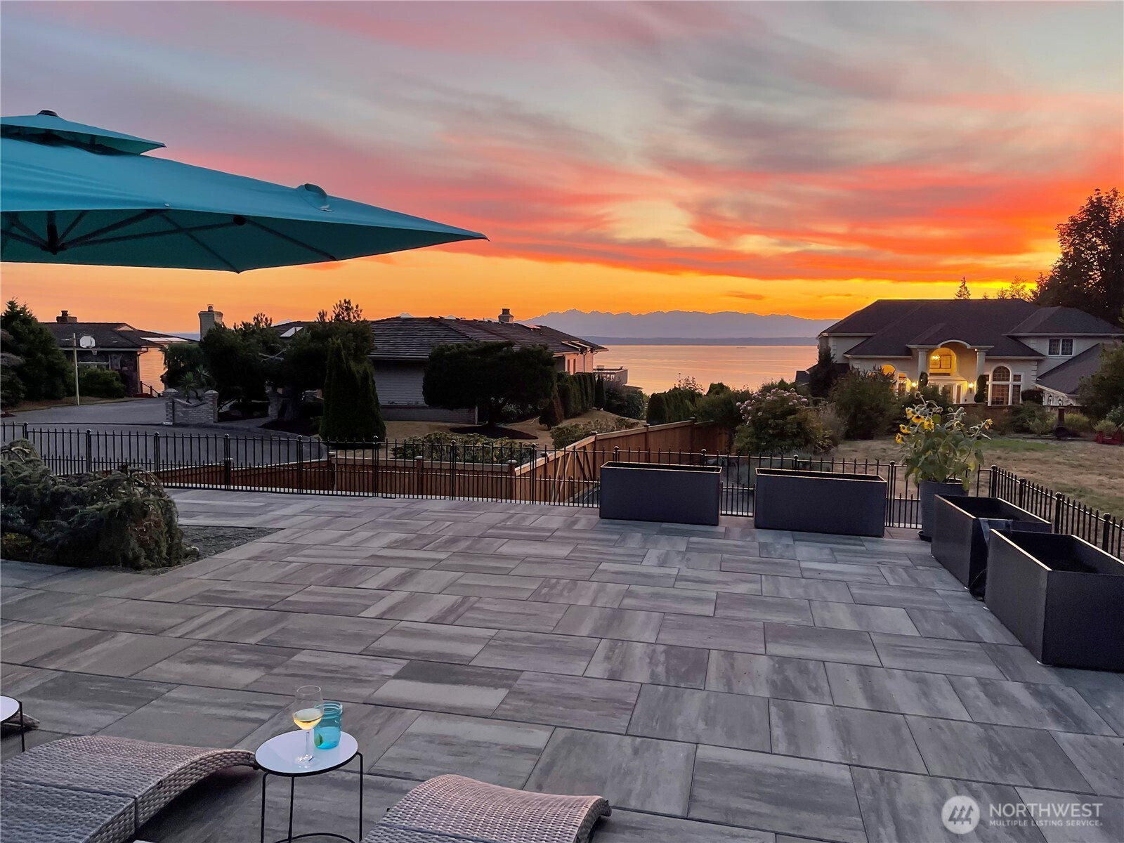 6625 136th Place SW, Edmonds, WA 98026