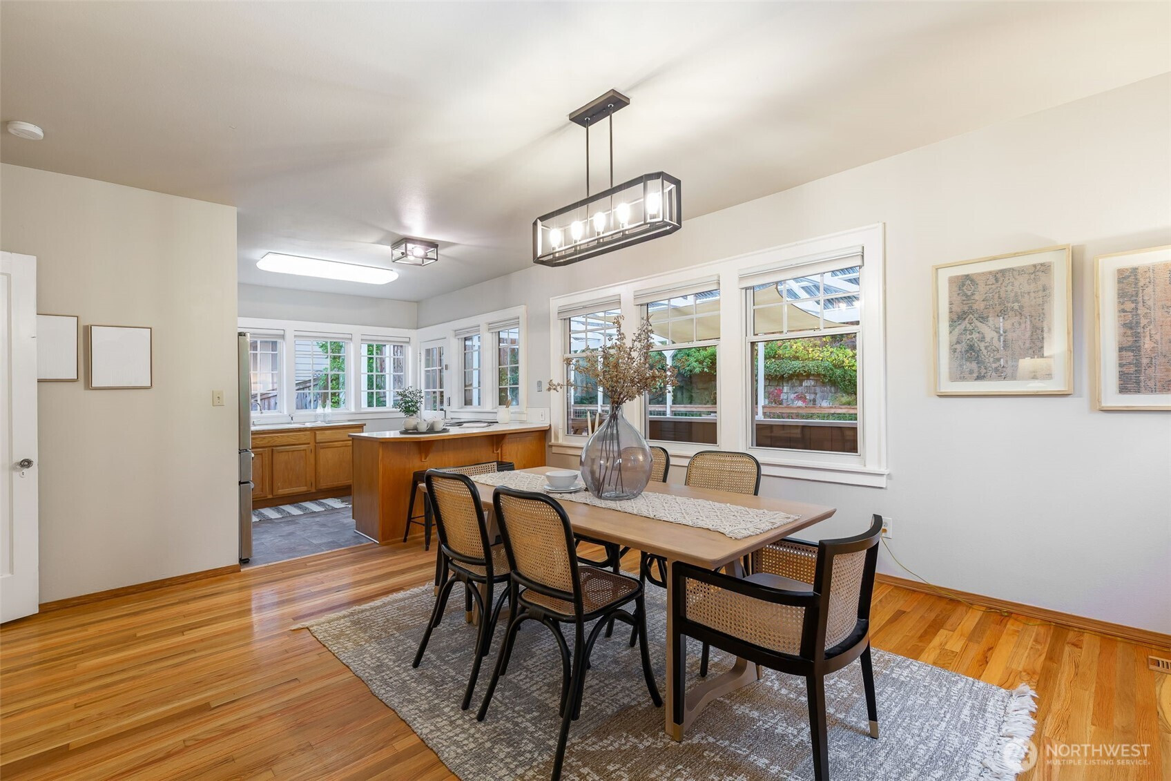 18921 16th Avenue NE, Shoreline, WA 98155