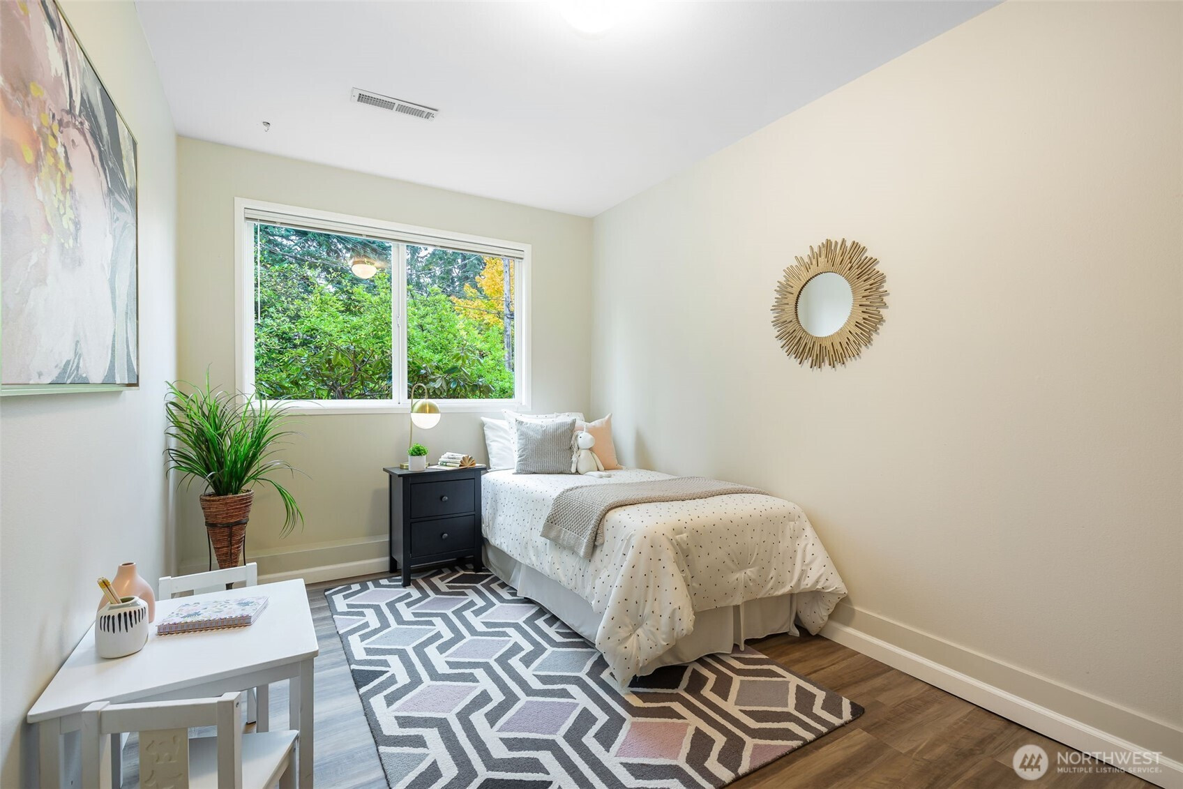 18921 16th Avenue NE, Shoreline, WA 98155