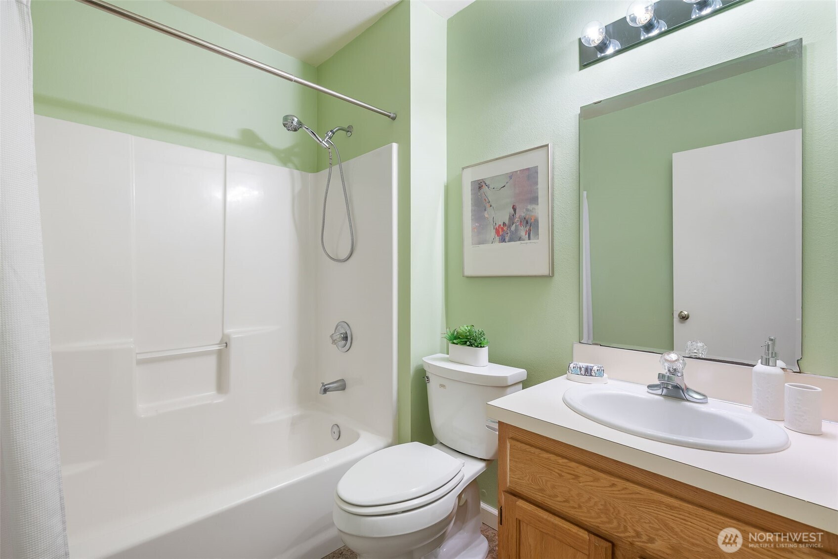 18921 16th Avenue NE, Shoreline, WA 98155