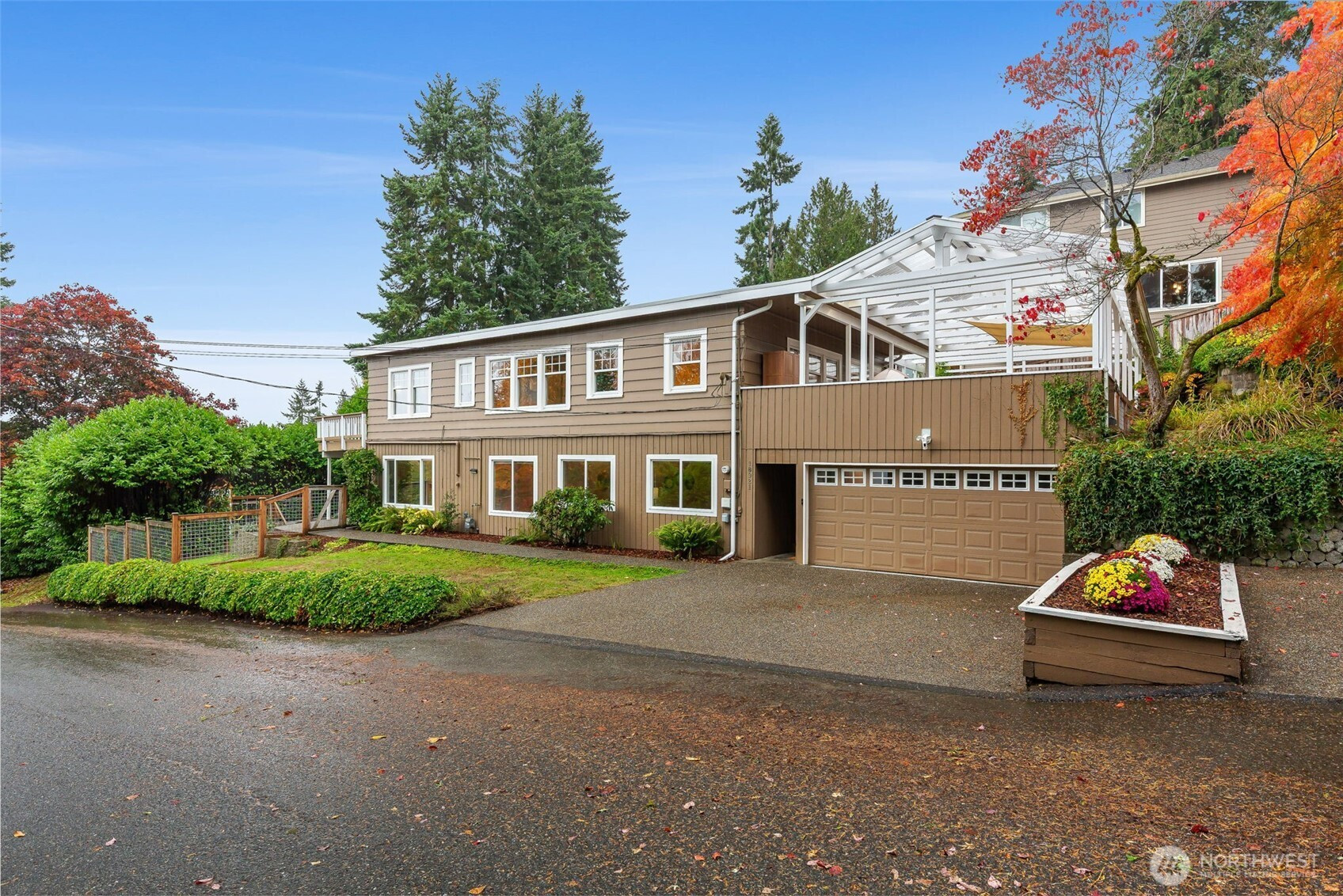 18921 16th Avenue NE, Shoreline, WA 98155