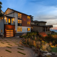 4527 W Raye Street, Seattle, WA 98199