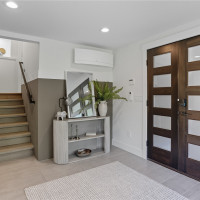 4527 W Raye Street, Seattle, WA 98199