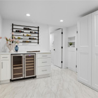 4527 W Raye Street, Seattle, WA 98199