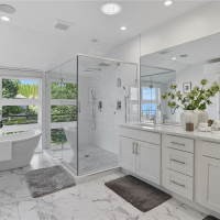 4527 W Raye Street, Seattle, WA 98199